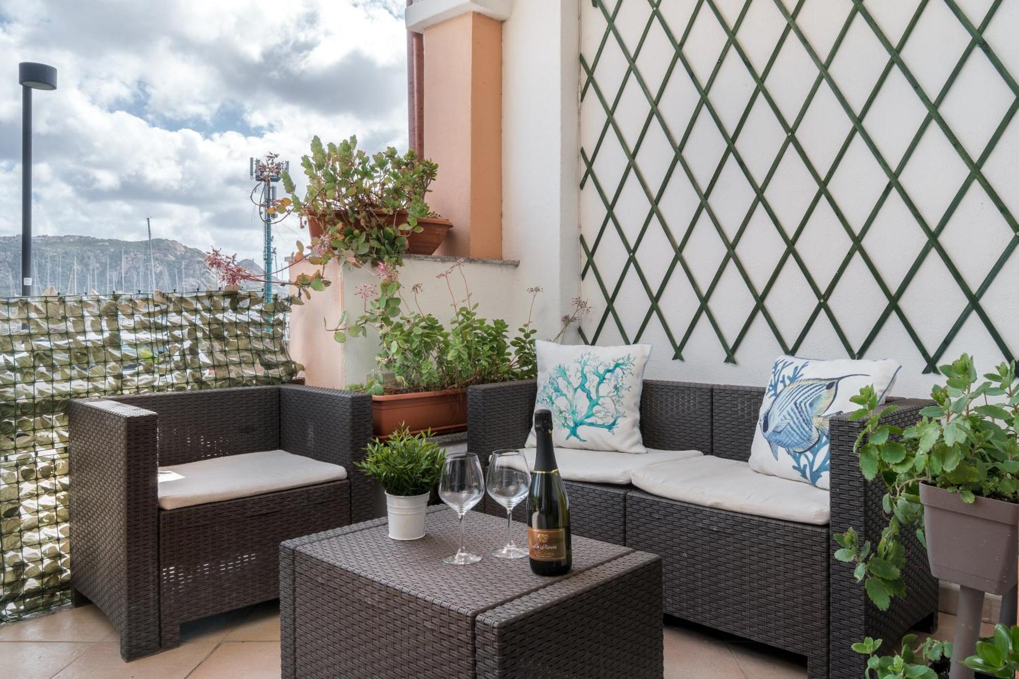 Sardinia Family Villas - Cannigione Beach Apartments المظهر الخارجي الصورة